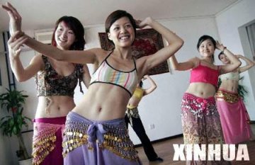 女孩新宠：妩媚瘦身肚皮舞图