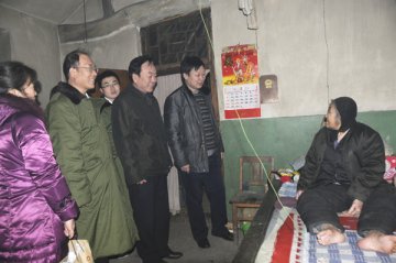 唐山市中医医院组织医务人员进农村义诊
