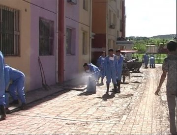市卫生局已经向常山镇派出第二支医疗防疫小分队