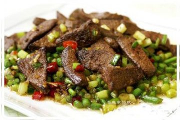 19种平民食物吃错会致命：人参在列