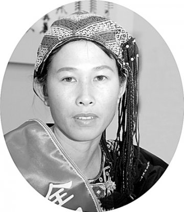 顾不上家的女乡医