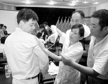 职业健康服务：市场升温 谨防“脱缰”