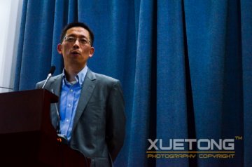 施一公演讲谈成才：敢于挑战学术权威