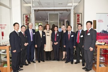 中医孔子学院理事会成立大会在墨尔本召开
