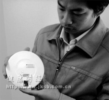 上海：为结核患者提供“聪明药盒”