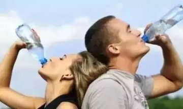 水是良药，夏天你知道该怎么喝水吗？