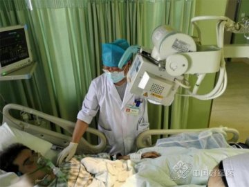 连续24小时与死神抢夺生命