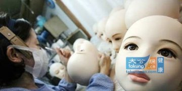 性福工厂！实拍充气娃娃制作过程组图