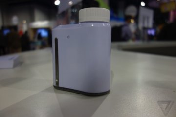 AdhereTech研发“智能药箱” 可追踪病人服药数据