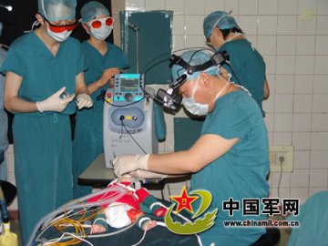 西京医院治疗一种新生儿眼病获成功
