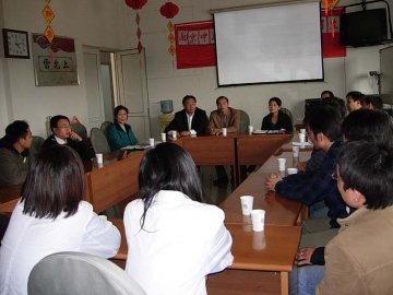 我校积极开展2008届药学类毕业实习中期检查