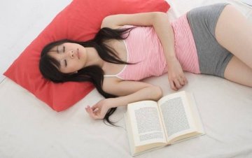 解析：睡眠时间与死亡率对照表