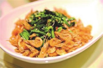 全民瘦身减肥好时节 女性更适合吃韭菜减肥