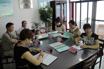 柳州市妇联考核市按摩医院巾帼文明岗单位创建工作
