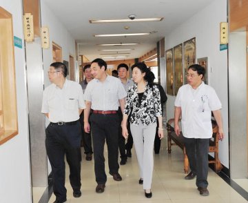 国家中管局医政司蒋健副司长调研南京市中西医结合医院