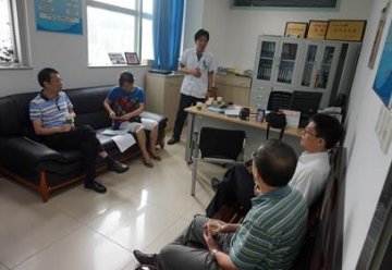 国家性病控制中心督导江苏省镇江市MSM人群梅毒转介治疗服务试点工作