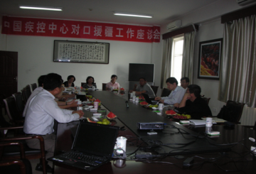 杨维中副主任在新疆调研脊灰麻疹防控工作