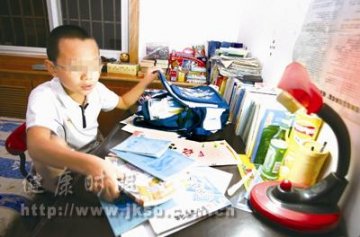 别把孩子压垮了