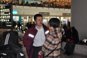 与埃博拉有关的故事：不寻常的春节送别