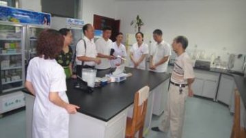 湖北省襄阳市卫生局对襄州区艾滋病防治工作进行半年督导检查