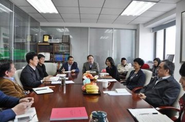 崔丽同志到中国人口福利基金会检查指导工作