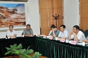 民政部社会救助司司长王治坤一行来我区调研医疗救助工作