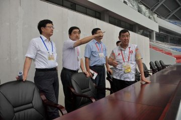 卫生厅厅长王大南主持召开十二运会医疗卫生保障现场调度会