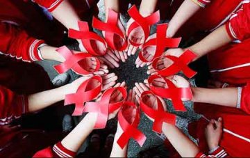 微博爆料某男艺人感染HIV引热议 防艾要注意五点