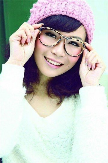 女孩火海救人被毁容续：十指可能全将被截
