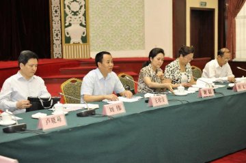 王培安副主任主持召开2015年部分省份上半年医改工作总结座谈会