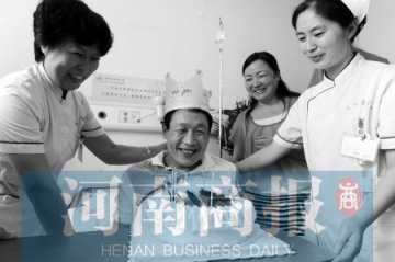 男子以捐造血干细胞救人作为自己生日礼物