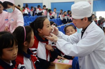 邯郸口腔健康普查进校园