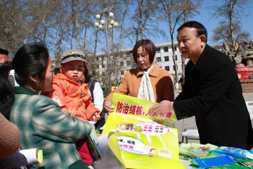 保定开展“世界防治结核病日”宣传活动