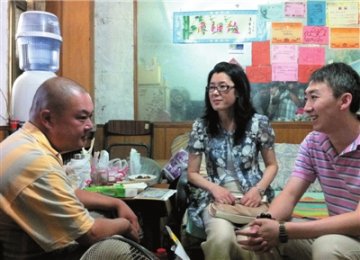 丈夫为救妻刻假章续：网友募捐够病妻10年透析