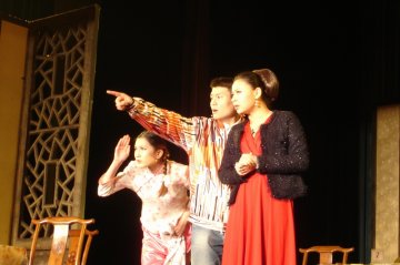2011高雅艺术进校园之江苏省演艺集团话剧院专场圆满成功