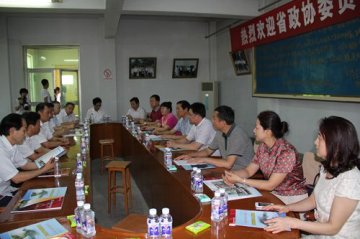 省政协组织部分委员、企业家到省荣军康复医院慰问