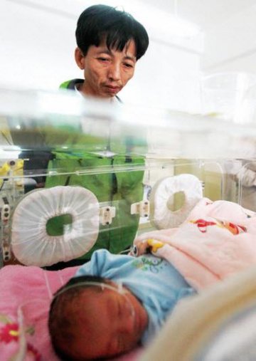 医生滥用催产素致龙凤胎男婴夭折 院方道歉