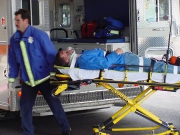 盘点12种离奇死法：男子被安全套憋死