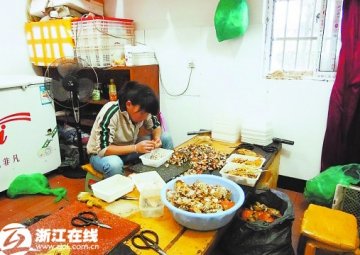 杭州：有毒死蟹变身高档蟹肉蟹黄 “蟹粉豆腐”或受连累
