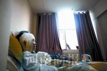 80后女孩生完孩子后一夜变老 有望通过整形恢复