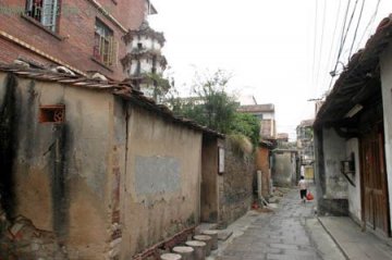 狗拳源自少林地术犬法 据称从裹脚女人步法悟出
