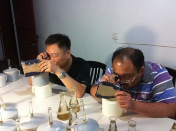 寄生虫病所组织专家赴四川省开展血吸虫病传播阻断达标工作情况调研
