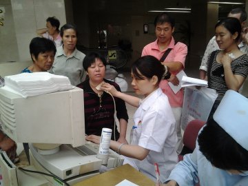 医院动态：了解甲状腺知识后，患者不再“惧病”