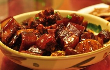 吃红烤猪肉能长寿？专家揭决定寿命长短的关键因素