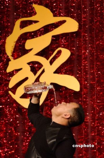 晨起喝杯温开水可预防多种疾病