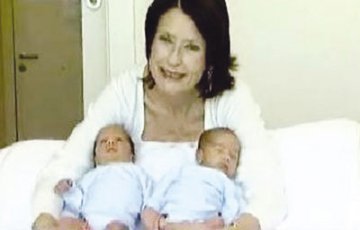 印7旬老妪人工授精生下女婴 成最年长产妇