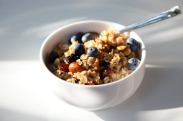 秋季保护肠胃：抗病吃啥好？