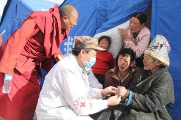 直击玉树医疗救助现场