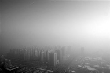 专家：医学界尚无环境污染影响人类寿命的研究