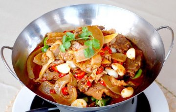 冬季进补羊肉禁忌：不可与茶同食